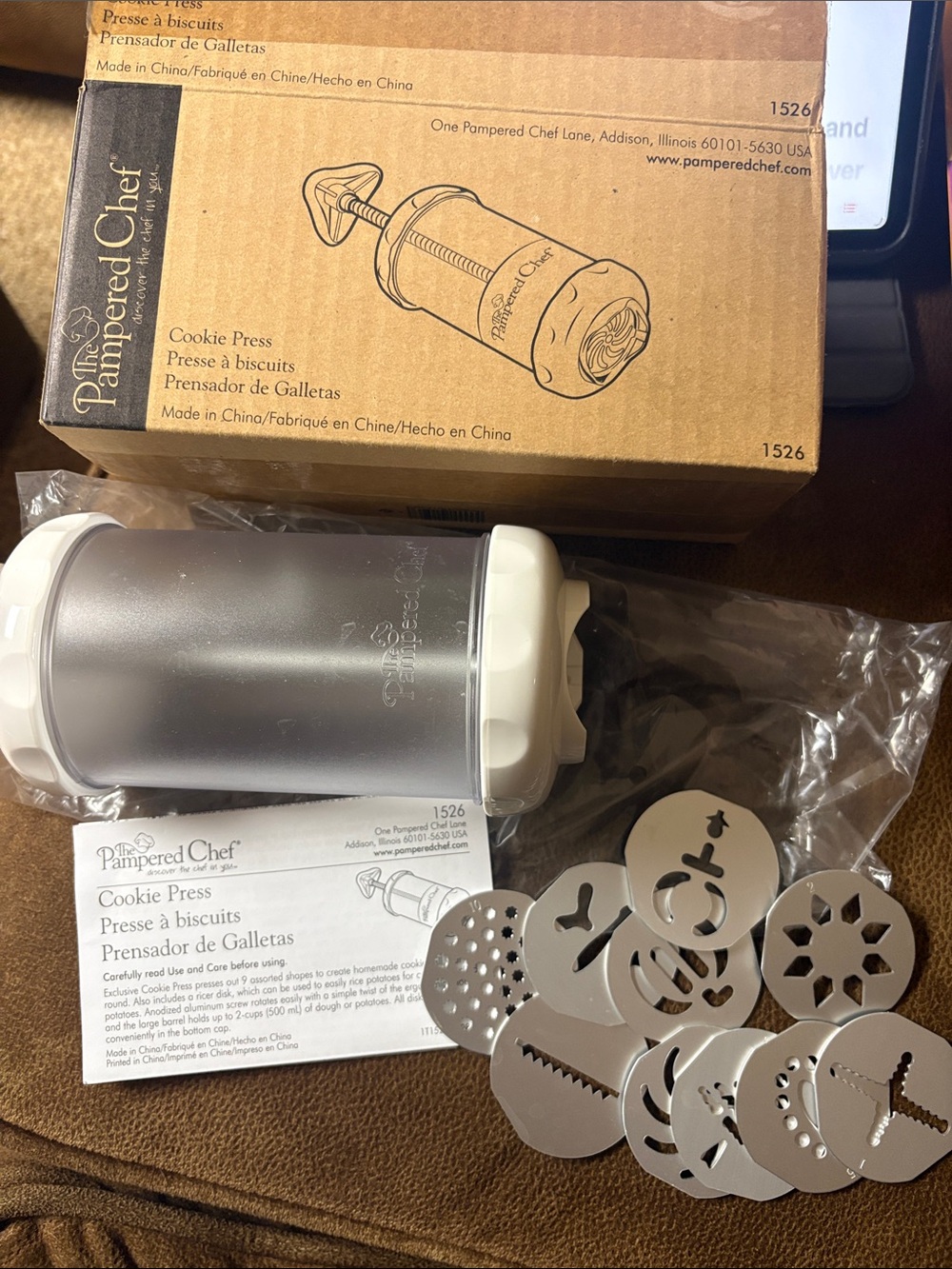 Pampered Chef NEW cookie press 1526